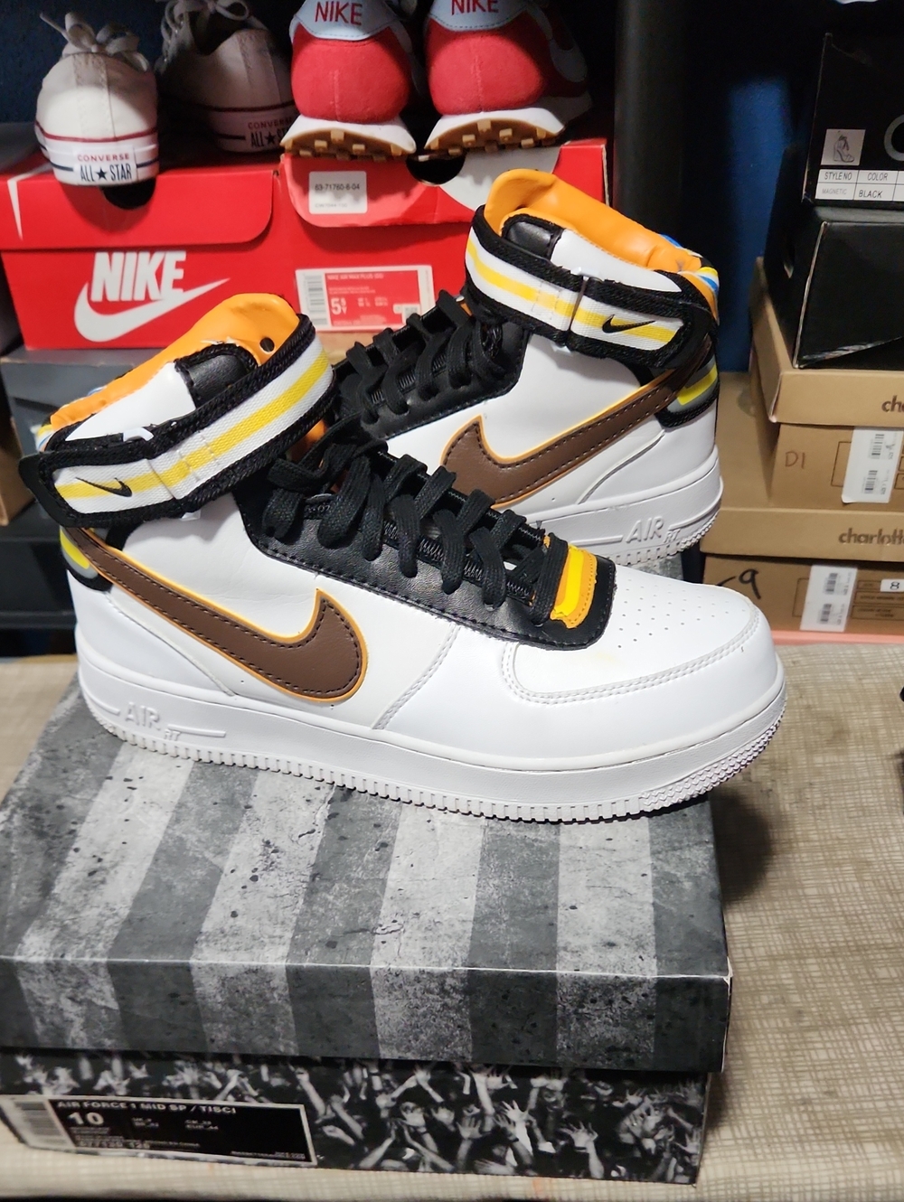Nike Air Force 1 Ricardo Tisci Mid